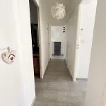 Spacious 2 Bedrooms With Parking To Port Of * Ницца