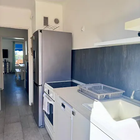 Spacious 2 Bedrooms With Parking To Port Of Nice